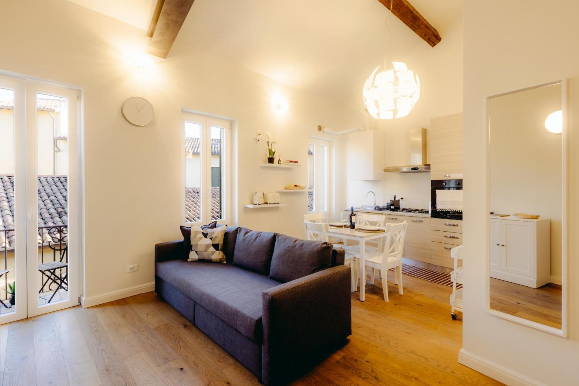 Eap Suites, Верона Екстер'єр фото